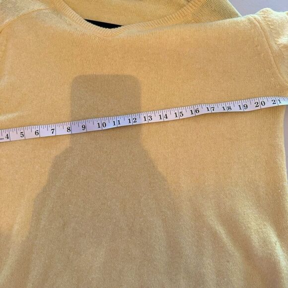 Vintage Puritan Sweater Mens Large Yellow V Neck LambsWool Made in USA - Picture 4 of 5